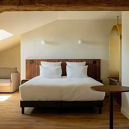 St Laurent - Handwritten Collection Hotel